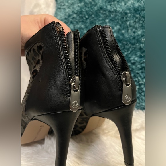Adrienne Vittadini calf hair cheetah print booties - Picture 7 of 12